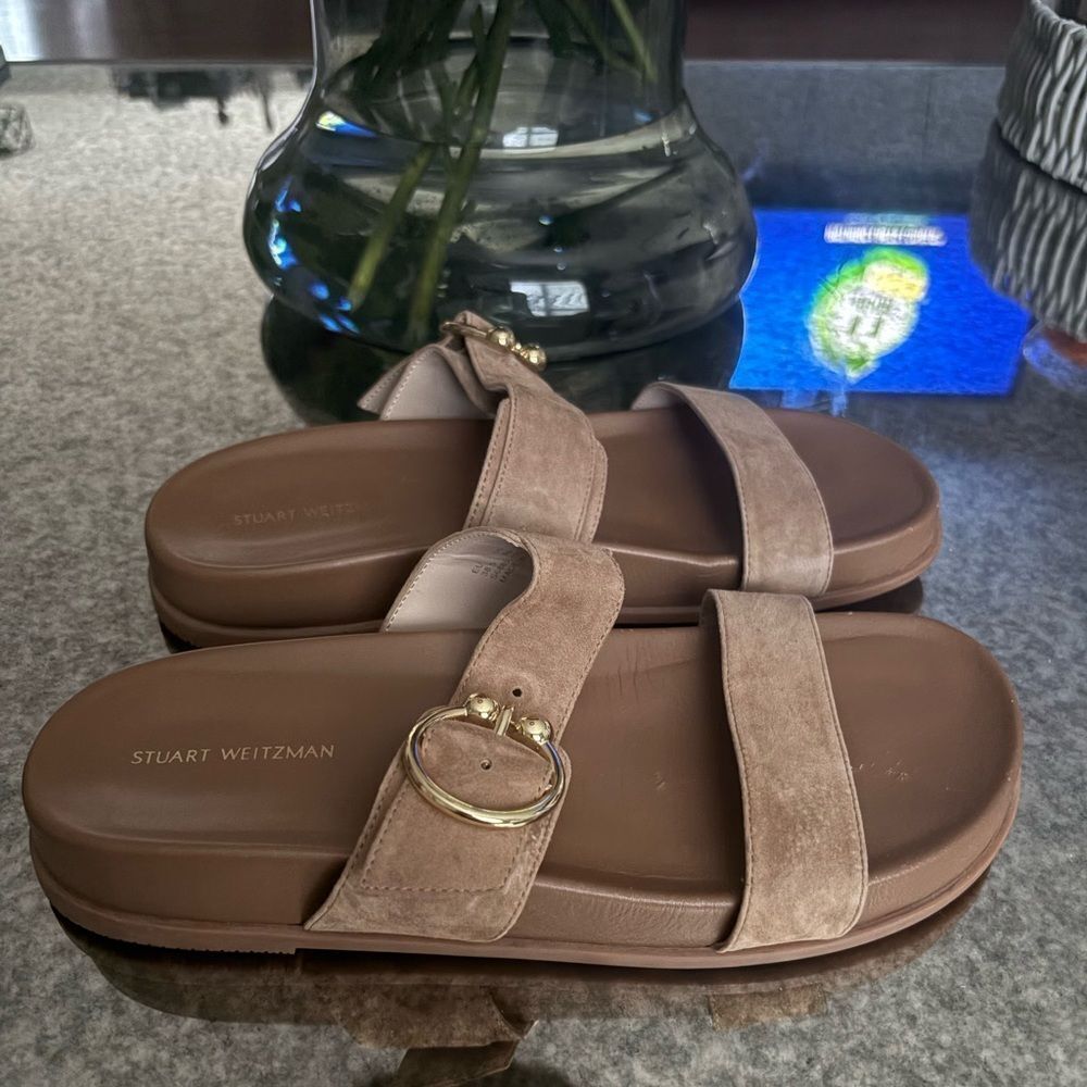 Stuart Weitzman Joni Suede Flatform Sandals - Picture 2 of 5